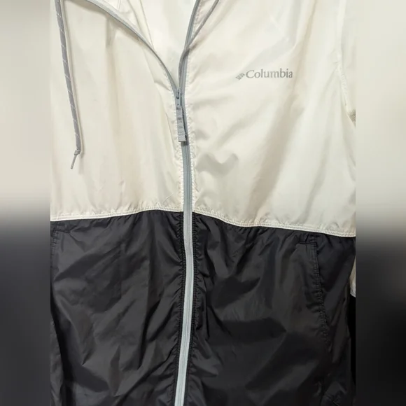 Columbia | Women's Windbreaker | Medium |Black & White | - Picture 2 of 9